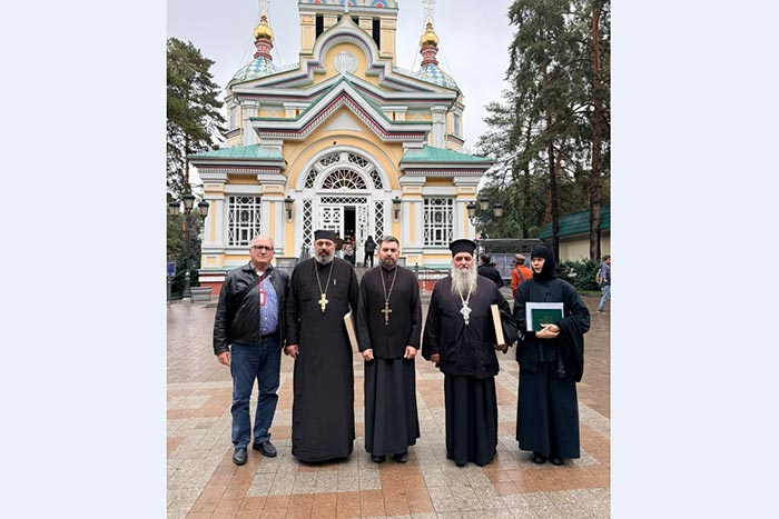 Делегация Керкирской митрополии, сопровождающая мощи святителя Спиридона, посетила святыни Алма-Аты