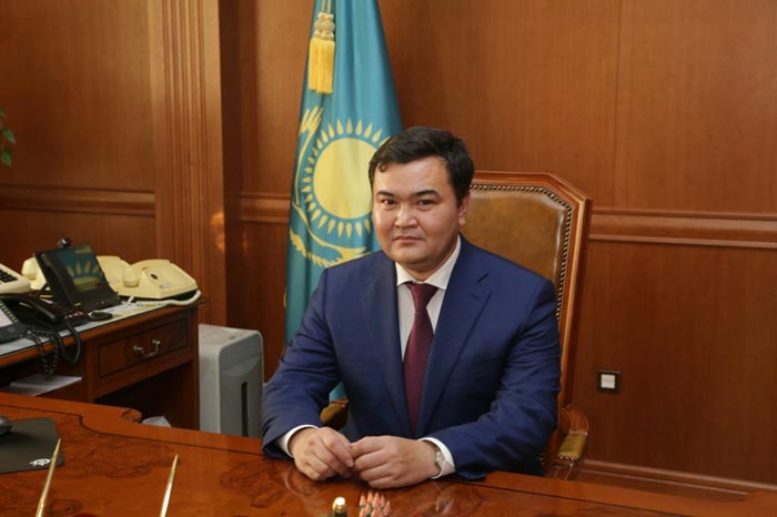 С памятной датой Секретаря Православной Церкви Казахстана поздравил аким Астаны Ж. М. Касымбек