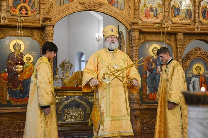 Поздравление митрополита Астанайского и Казахстанского Александра епископу Актюбинскому и Кызылординскому Игнатию с 60-летием со дня рождения