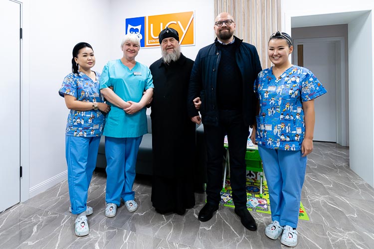 Глава Митрополичьего округа ознакомился с деятельностью жезказганского филиала детской глазной клиники «Lucy»