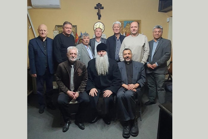 Епископ Актюбинский и Кызылординский Игнатий принял участие в юбилейном заседании членов правления Библейского общества Казахстана