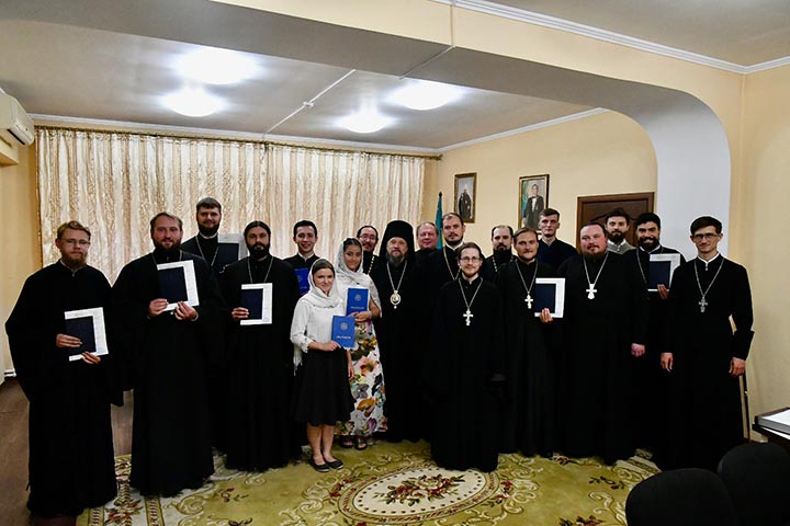 В Алма-Атинской духовной семинарии прошла защита выпускных квалификационных работ 
