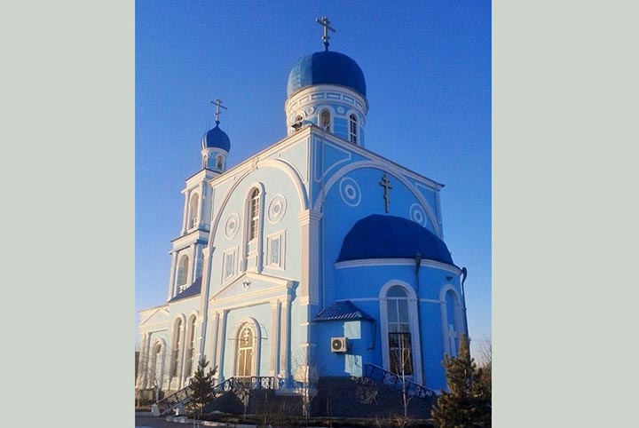 Митрополит Астанайский и Казахстанский Александр посетил Казанский храм в районном центре Тобыл