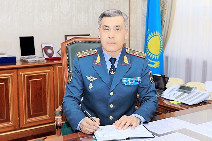 Поздравление в адрес митрополита Александра от министра обороны Республики Казахстан