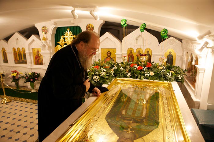 У святынь Санкт-Петербурга Глава Казахстанского Митрополичьего округа совершил молитвы о благоденствии Казахстана
