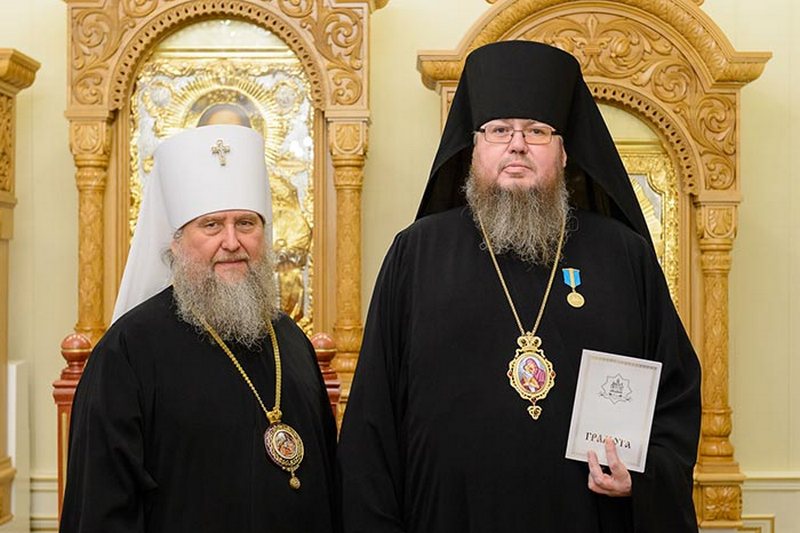 Митрополит Александр поздравил архиепископа Петропавловского и Булаевского Владимира с 30-летием служения в священном сане