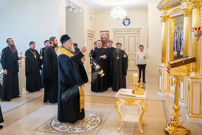В День памяти и скорби Глава Митрополичьего округа совершил поминовение погибших в годы Великой Отечественной войны