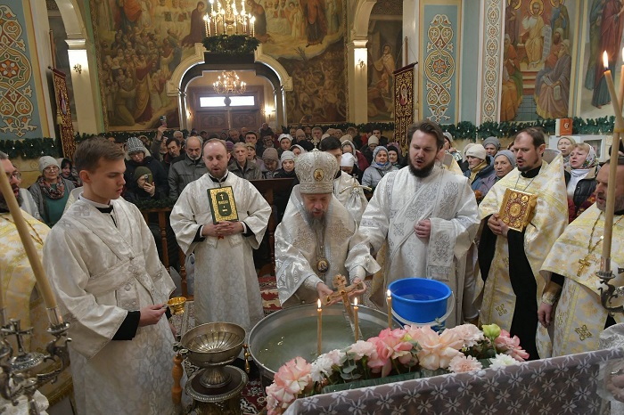 Служение викариев Астанайской епархии в дни празднования Богоявления