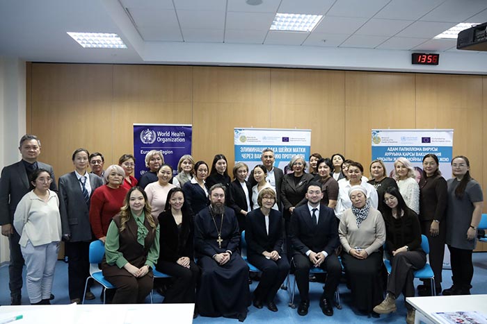 Ключарь Успенского кафедрального собора Астаны принял участие в научно-практической конференции, посвященной вопросам иммунизации