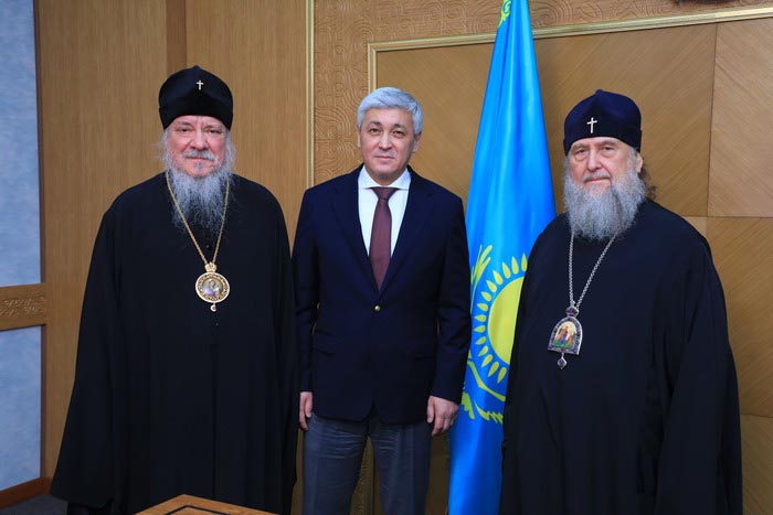 Состоялась встреча митрополита Астанайского и Казахстанского Александра с акимом Карагандинской области Е.К. Булекпаевым  