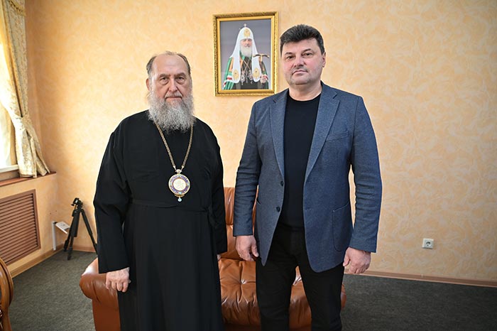 Состоялась встреча митрополита Александра с акимом города Рудного В.Н. Ионенко