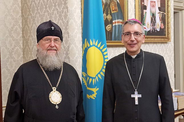 Состоялась встреча Главы Православной Церкви Казахстана с епископом римско-католической епархии в Алма-Ате Хосе Луисом Мумбиела Сиерра