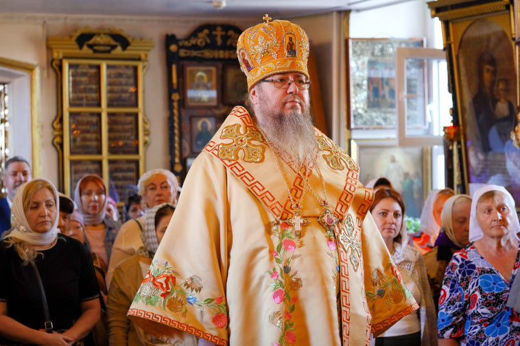Архиепископ Владимир возглавил торжества по случаю престольного праздника храма Всех Святых города Петропавловска