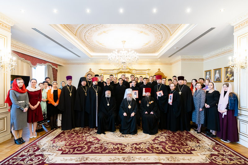 Состоялась пасхальная встреча митрополита Александра с преподавателями и студентами Алма-Атинской духовной семинарии
