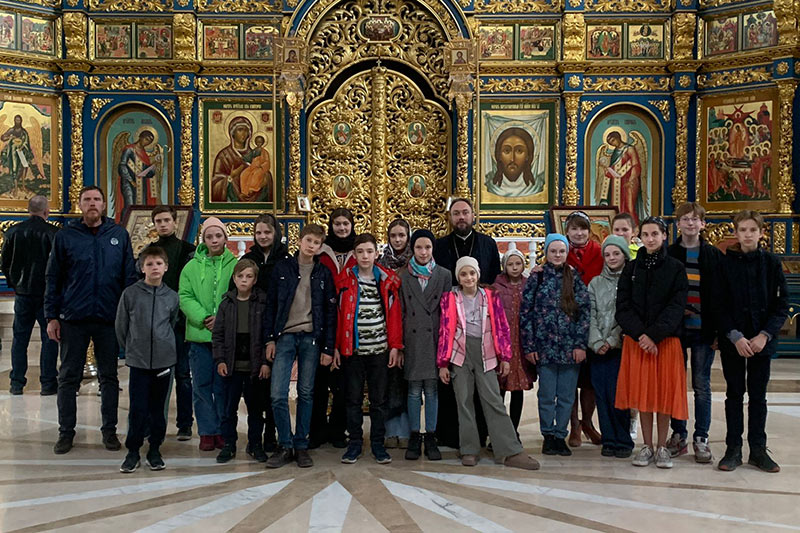 Воспитанники воскресной школы Иоанно-Богословского храма Алма-Аты посетили святыни и достопримечательности столицы Казахстана