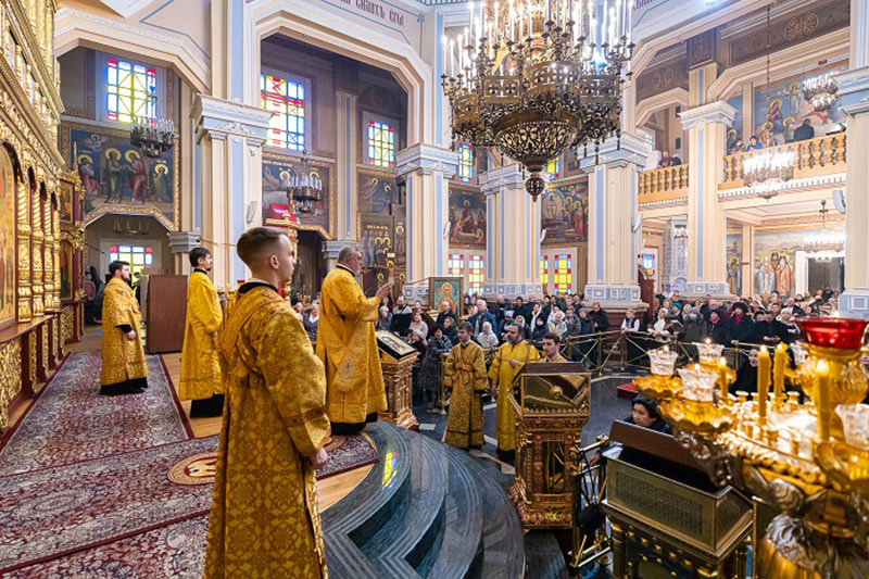 Прямая трансляция Литургии из Вознесенского кафедрального собора Алма-Аты в неделю сыропустную (ВИДЕО)