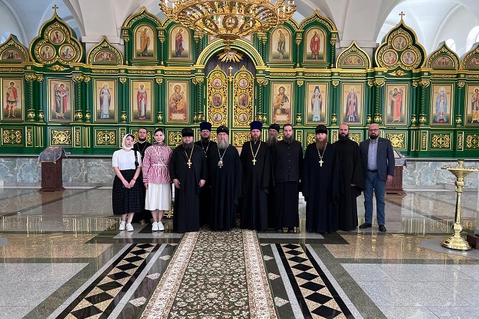 Глава Казахстанского Митрополичьего округа ознакомился с ходом отделочных работ в Троице-Севастиановском соборе Караганды