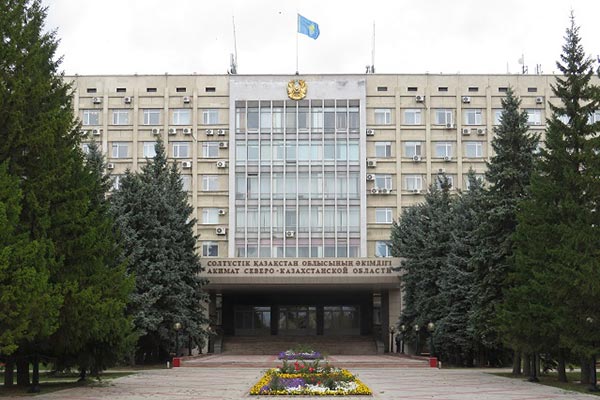 Состоялась встреча митрополита Александра и делегации, сопровождающей мощи святителя Спиридона, с акимом Северо-Казахстанской области Г.Т. Нурмухамбетовым