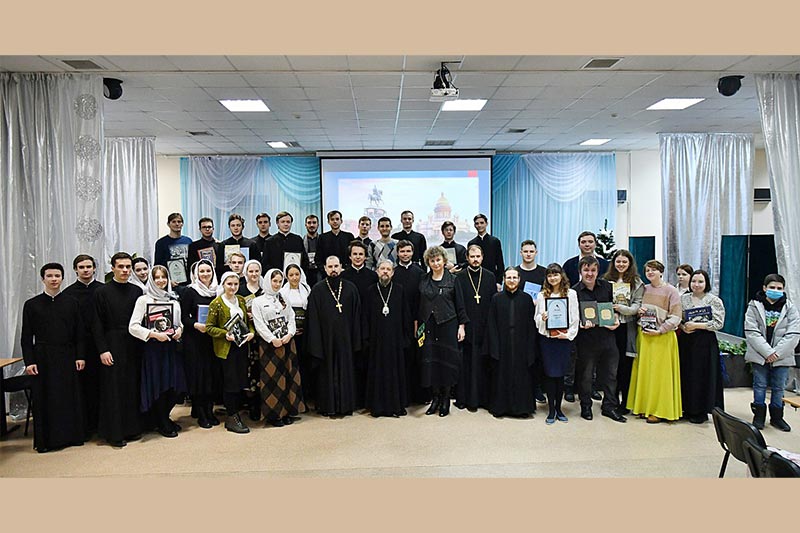 В Алма-Атинской семинарии прошла интеллектуальная викторина «Святые и святыни Петербурга»