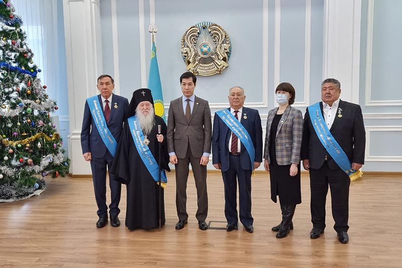 Архиепископ Уральский и Актюбинский Антоний удостоен звания «Почетный гражданин Западно-Казахстанской области»