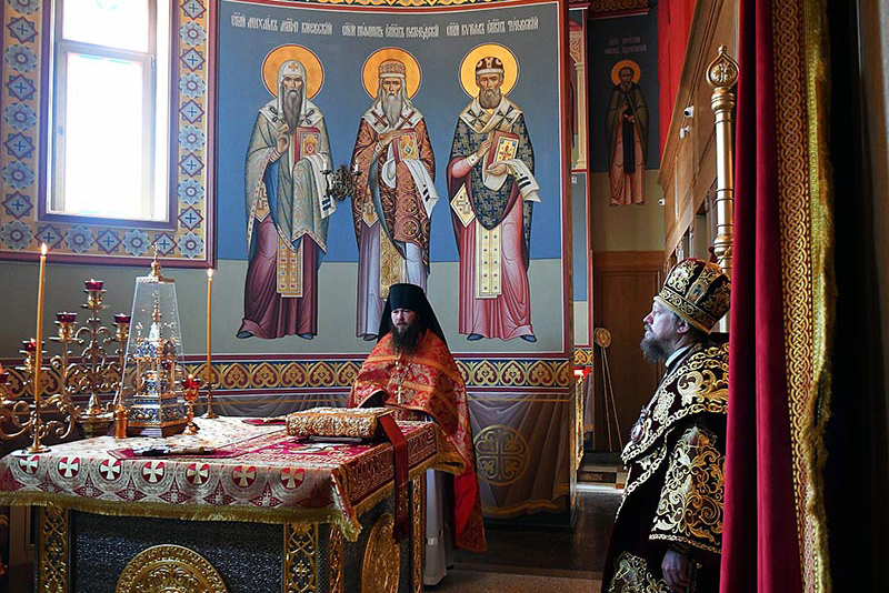 Служение епископа Каскеленского Геннадия в неделю святых жен-мироносиц
