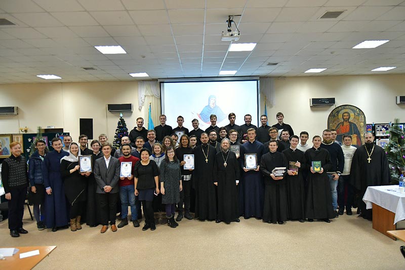 В Алма-Атинской семинарии прошла интеллектуальная викторина «Покровительство Божией Матери Казахстанской земле»