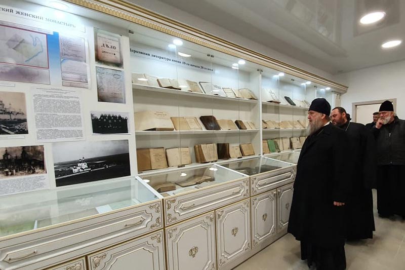 Глава Казахстанского Митрополичьего округа посетил историко-церковный музей Костанайской епархии