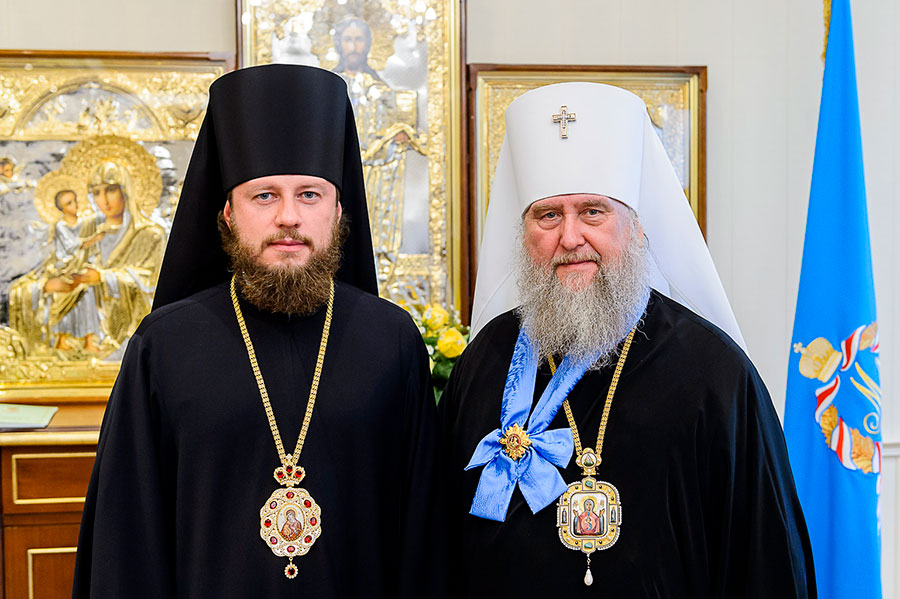 Митрополит Александр удостоен высокой награды Украинской Православной Церкви 