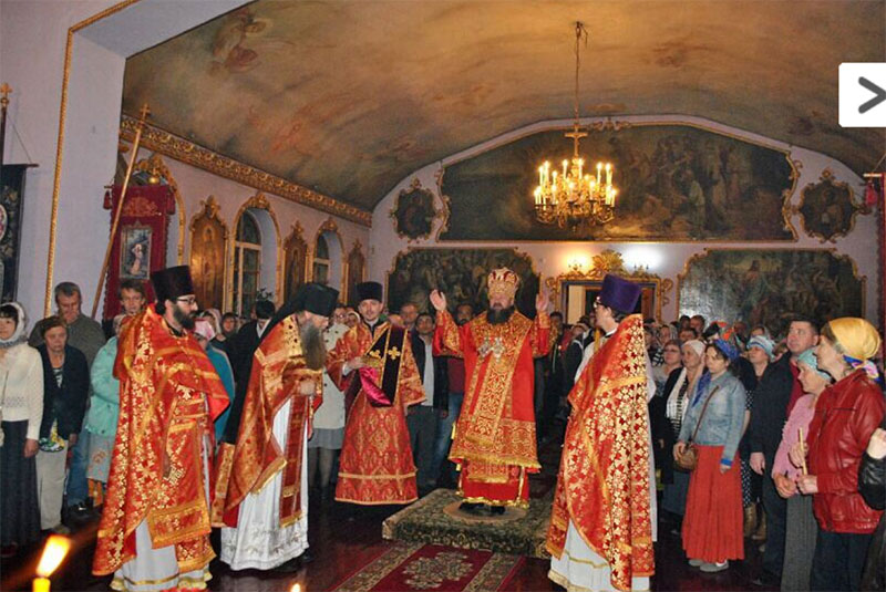 Служение епископа Нектария в Страстную седмицу и праздник Пасхи Христовой