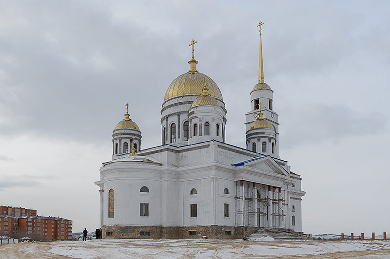 Глава Православной Церкви Казахстана посетил строящийся собор в честь Воскресения Христова в городе Кокшетау