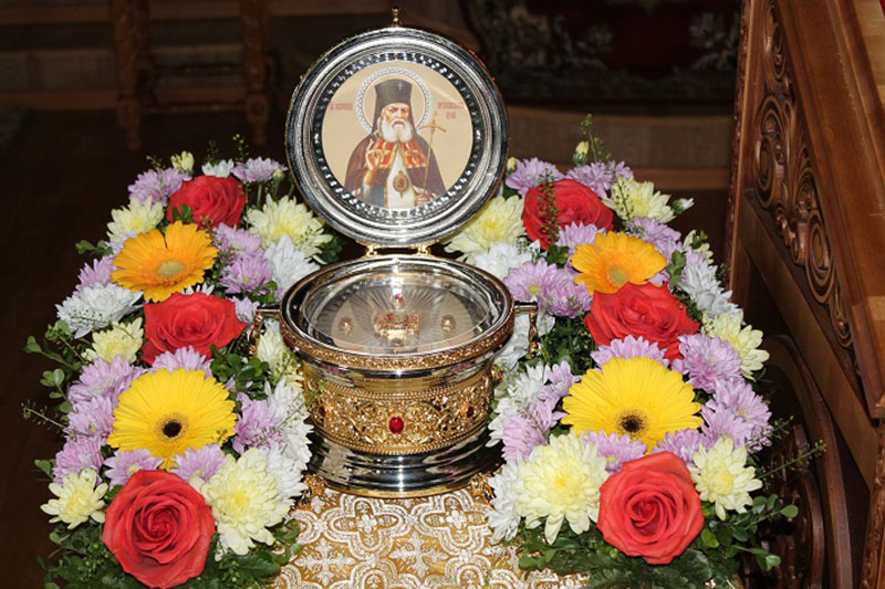 В главном храме Кокшетауской епархии пребывают частицы мощей и гроба святителя и врача Луки, архиепископа Крымского